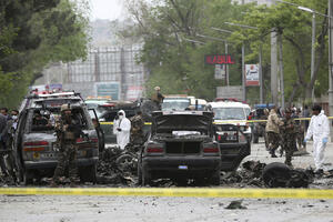 U napadu na američki konvoj u Kabulu ubijeno osam civila