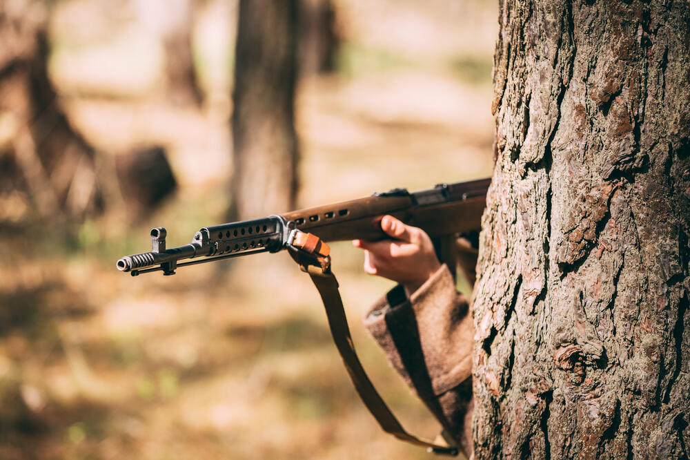 Puška, zasjeda, Foto: Shutterstock