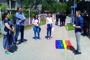 LGBT Forum Progres protestovao ispred ruske ambasade