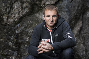 Planinar Uli Stek poginuo kraj Mont Everesta