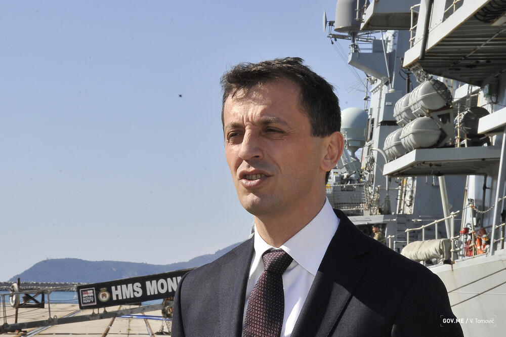 Predrag Bošković, posjeta Fregata, Foto: Vlada Crne Gore