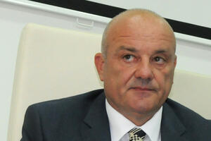 Bjelica mjesečno zaradi 1.800 eura