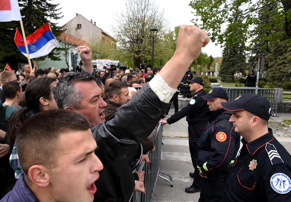 Protest DF, Cetinje