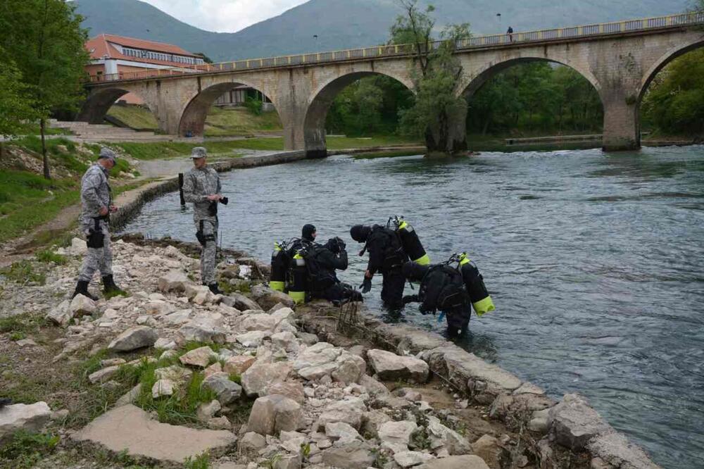 ronioci, Rijeka Zeta, Foto: Jelena Jovanović