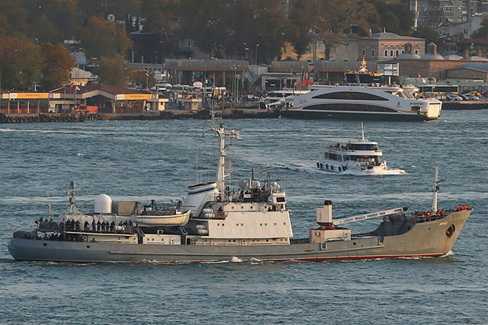 Ruski izviđački brod, Foto: Reuters