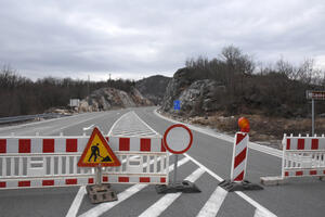 Radovi na putevima, izmijenjen režim saobraćaja: Poštujte znake...