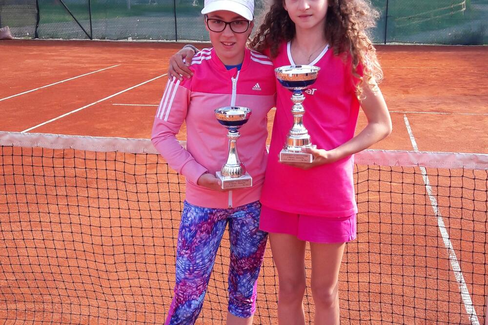 Divna Ratković i Anja Jovović, Foto: Privatna arhiva