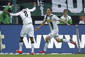 Trijumf Dortmunda, Bajernu bod na "Alijanc areni"