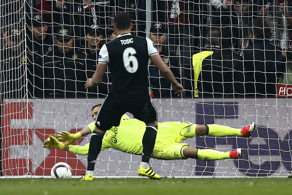 Bešiktaš Tošić, Foto: Reuters