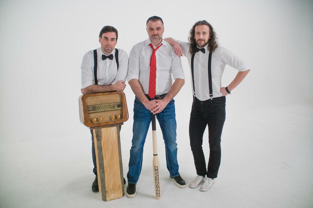 Članovi grupe Ničim izazvan sa Peruničićem, Foto: Privatna arhiva