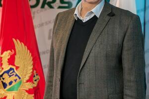 Šćepanović: Glas za Crnogorsku je glas za Herceg Novi i Crnu Goru