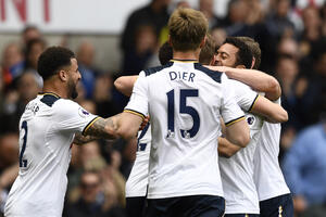 Totenhem opet prebacio pritisak na Čelsi, Siti slavio