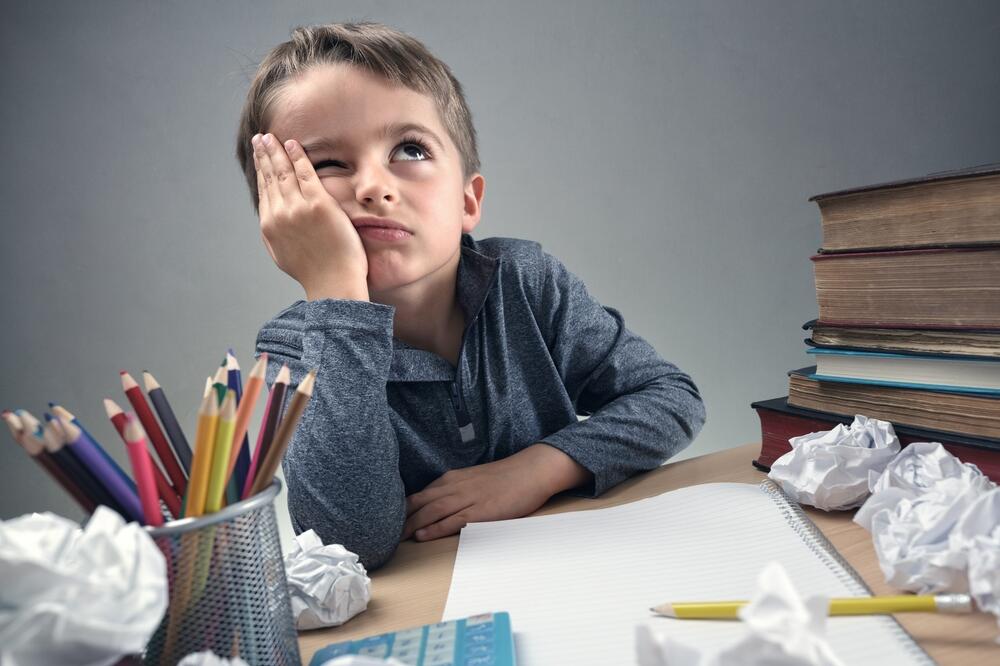 pisanje, dijete, Foto: Shutterstock