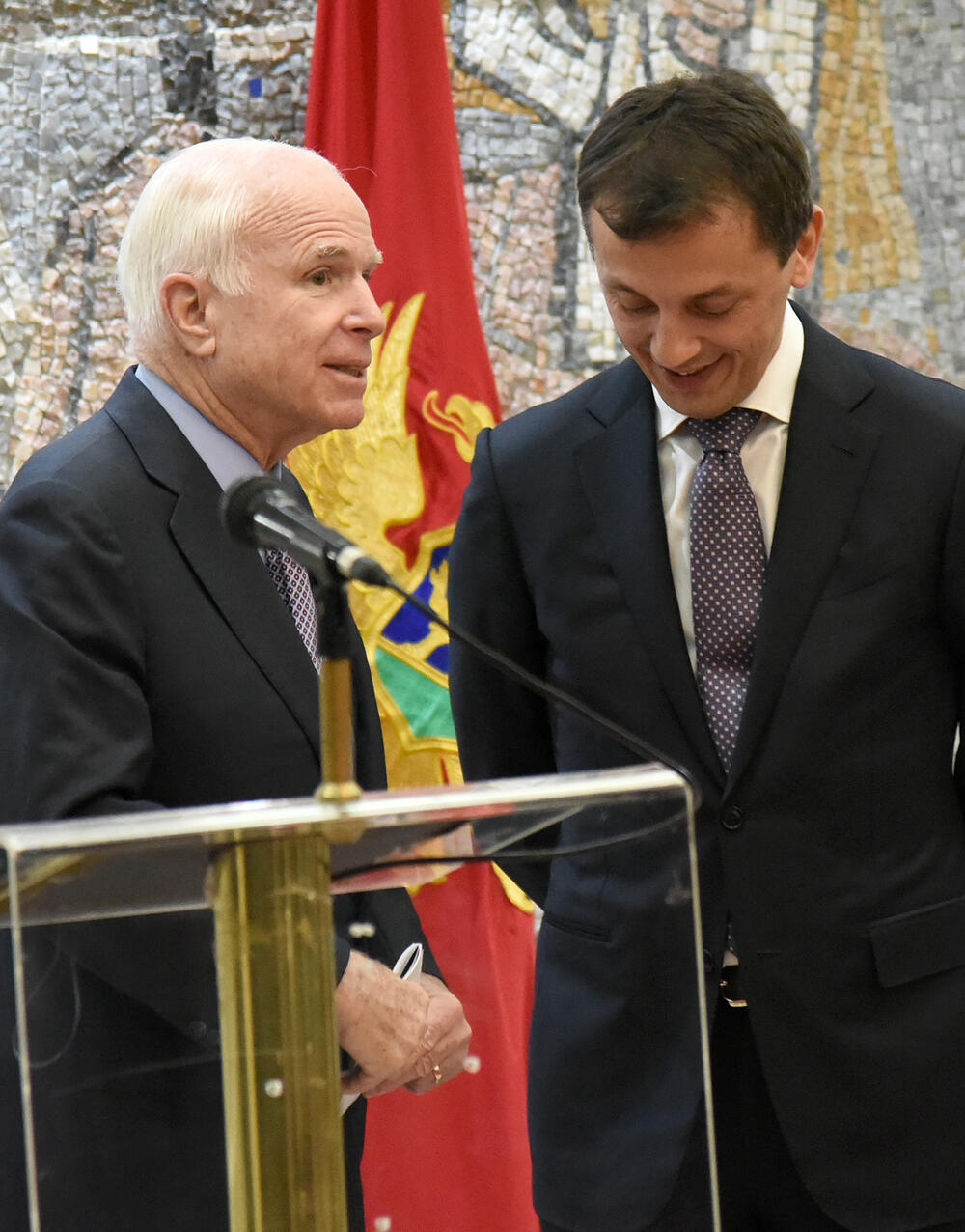 Džon Mekejn, Predrag Bošković