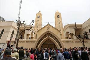Egipatski parlament odobrio vanredno stanje
