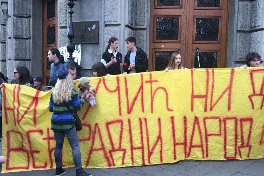 Beograd protest protiv diktature, Foto: Twitter/SSnajaKljajic