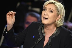 Le Pen: Francuska nije odgovorna za hapšenje Jevreja; Makron: Neki...