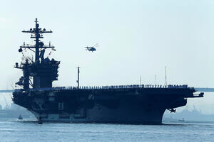 Udarna grupa američke Mornarice putuje, Sjeverna Koreja se sprema...