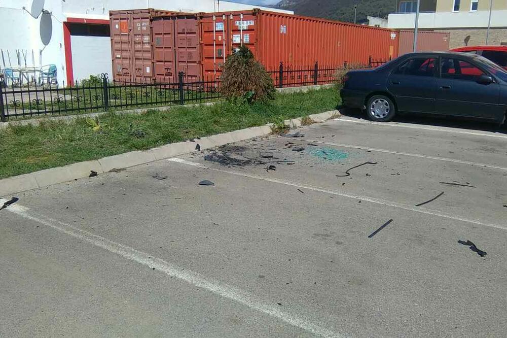 Bar eksplozija Ivan Đoković, Foto: Radomir Petrić