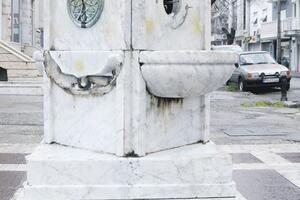 Podgorica: Čekaju italijanski mermer za česmu u centru grada