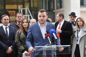 Rakčević odgovorio Stijepoviću: 10 ozbiljnih pitanja za...