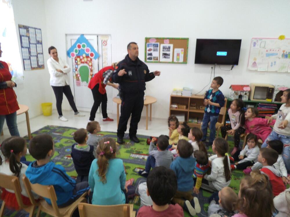 Saobraćajni čas Nikšić