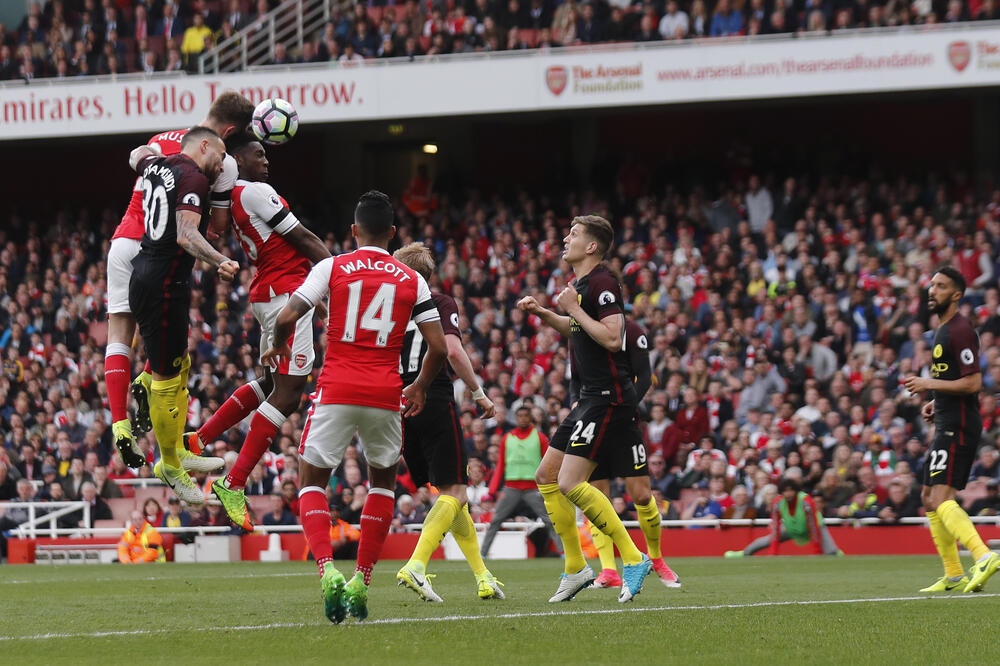 Škodran Mustafi Arsenal, Foto: Reuters