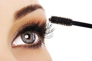 Najčešće greške prilikom nanošenja maskare