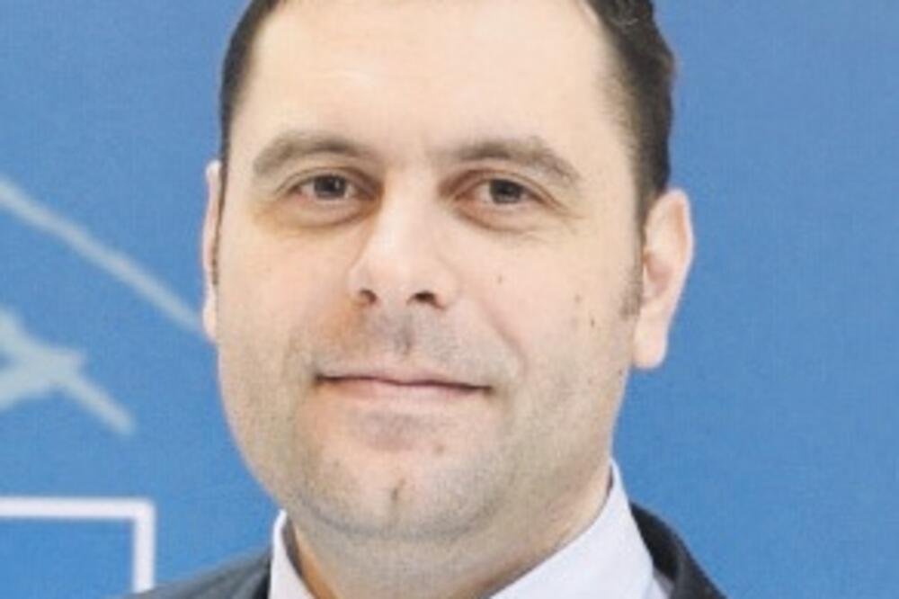 Ivan Vujović (Novine)