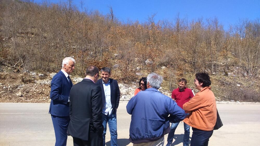 Veselin Grbović, Savo Parača