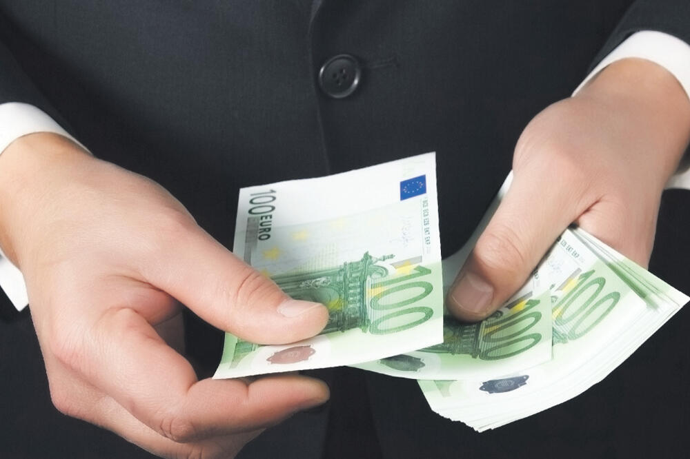 Novac, korupcija, kamata, reket, zelenšenje