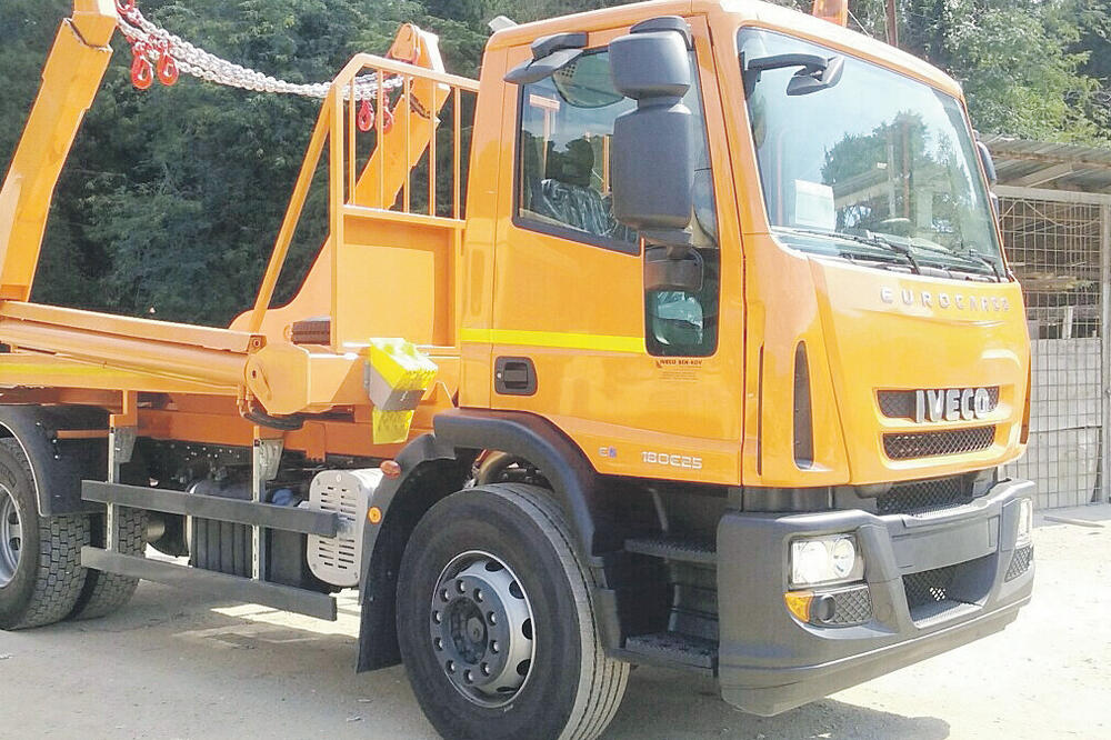 Komunalno preduzeće Tivat, Foto: Komunalno Tivat