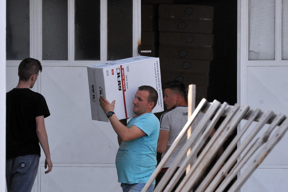 cigarete magacin Karabuško polje, Foto: Savo Prelević