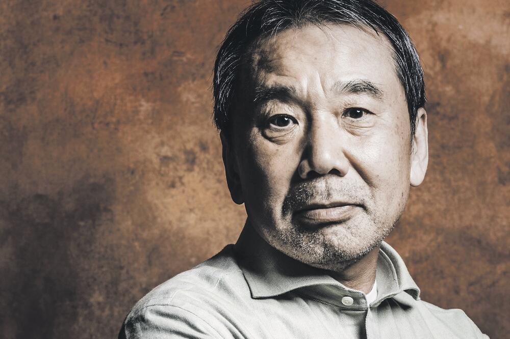 Haruki Murakami (Novine), Foto: Pinterest