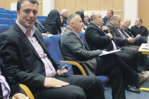 Izbora nema, SD dio vlasti