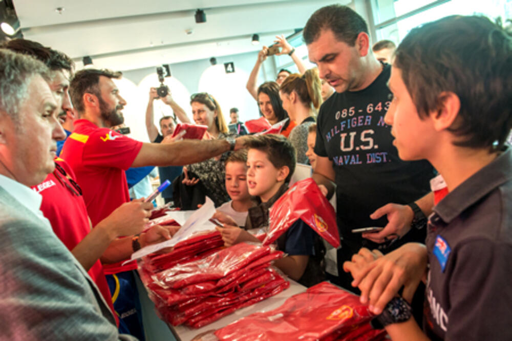 FSCG, Telekom, Foto: FSCG