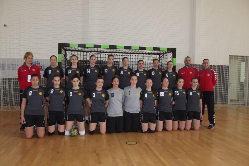 Crnogorske kadetkinje, Foto: Obrad Pješivac