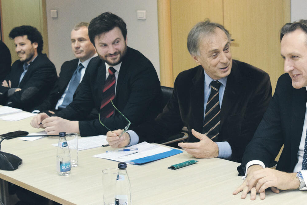 Opozicija, Foto: Boris Pejović