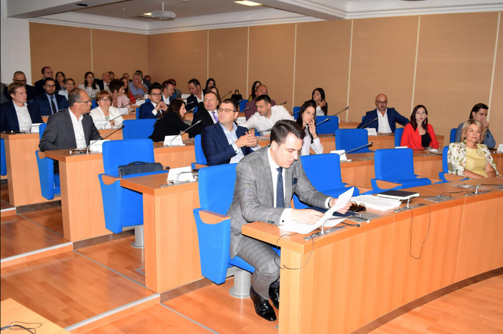 Odbornici vlasti, Foto: Zoran Đurić