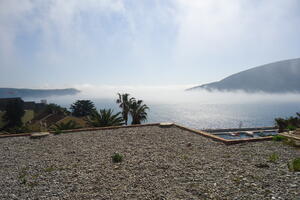 Kad se topli vazduh kreće preko mora: Adektivna magla u Boki...