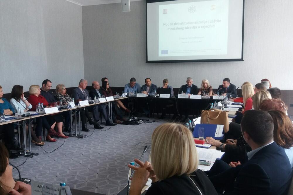 Modeli deinstitucionalizacije i zaštite mentalnog zdravlja u zajednici, Foto: HRA