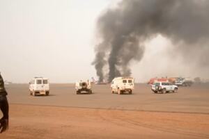 Južni Sudan: Avion prinudno sletio, zapalio se, svi putnici i...