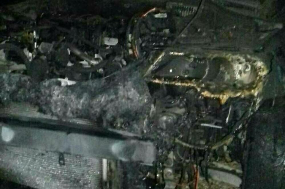 požar, auto, Milutin Đukanović, Foto: Čitalac "Vijesti"