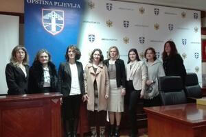 Forum žena Nove srpske demokratije: Đačić da izađe u susret majkama