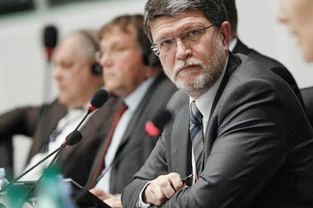 Toni Picula, Foto: Tonipicula.com