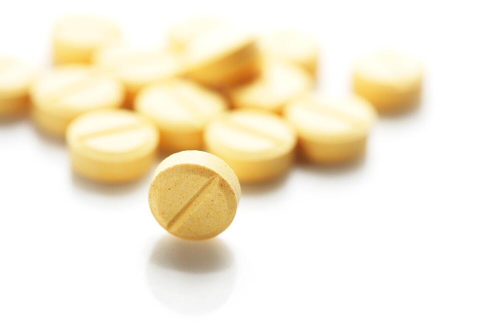 tablete, vitamini, Foto: Shutterstock.com