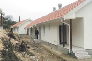 Houses without conditions to be moved in
