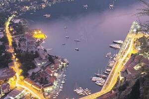 Jedinstveno na kopnu, kao i na brodu