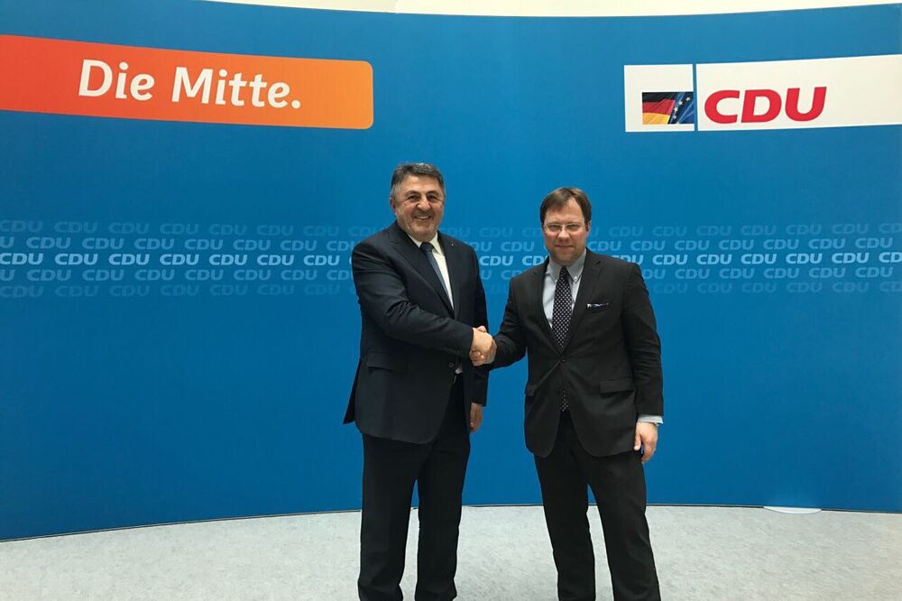 Dragan Ivančević, Bertil Venger, Foto: Crnogorska