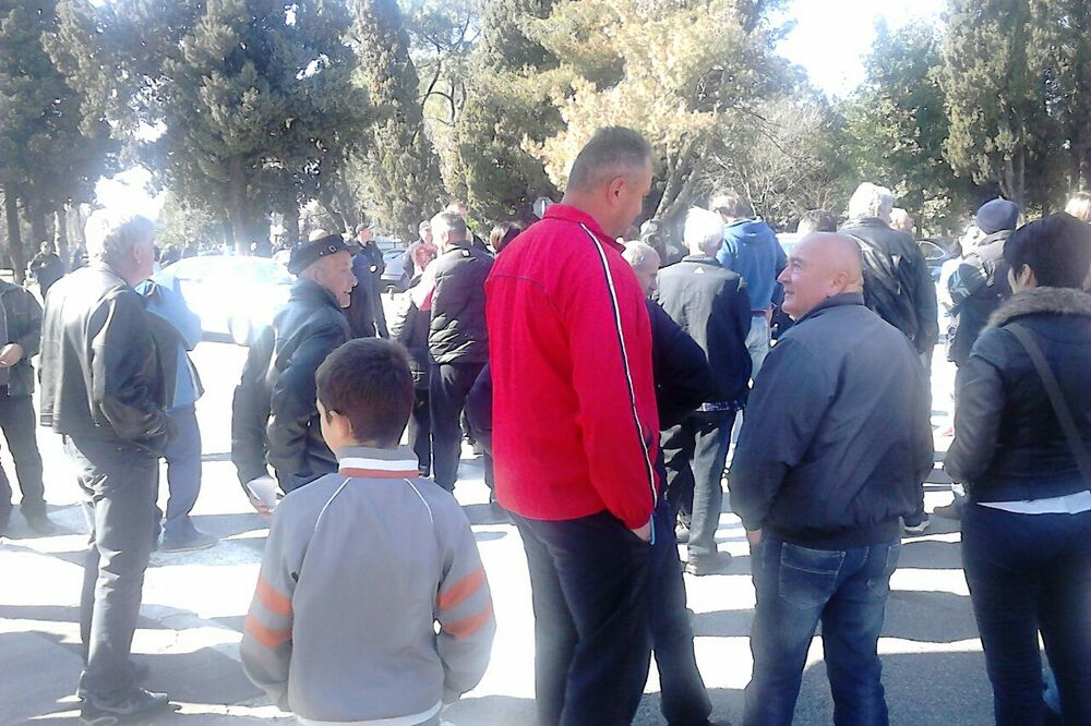 Protest mještana Park šuma ZGORIČ, Foto: Borko Ždero